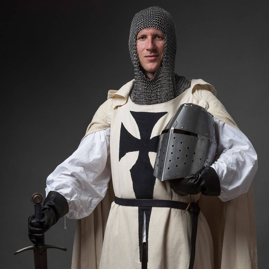 Fachreferent verkleidet als Ritter Arnulf