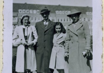 Anne Frank mit Familie  | © © Anne Frank Fonds Basel