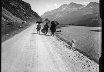 Die «Fränzlis» auf Reisen | © Kulturarchiv Oberengadin, Zuoz